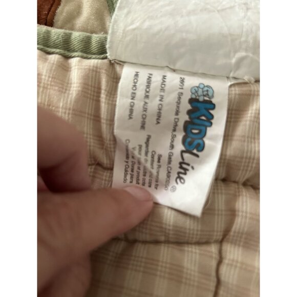 Kidsline Zanzibar Safari-Themed Baby Quilt w/2 Matching window valances - Picture 9 of 16